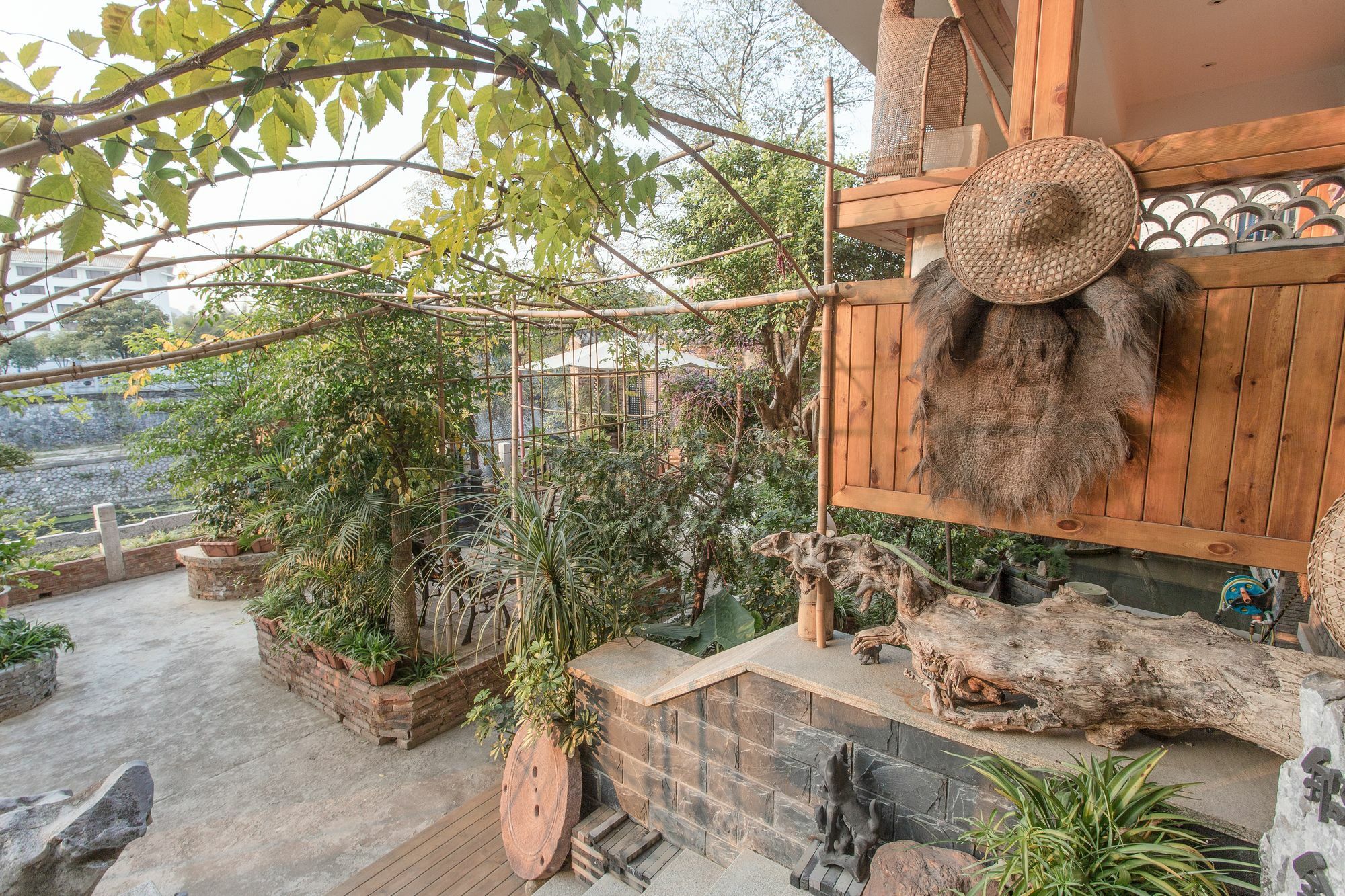 Zen Tea House Seven Stars Park Bed & Breakfast Guilin Exterior photo